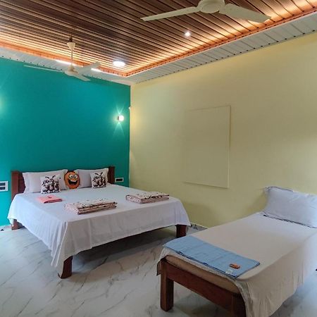 Vaibhav Home Stay Hampi Room photo